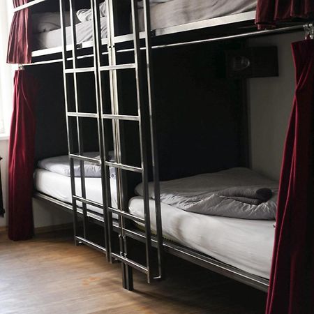 Wake Up Wellness Hostel Brünn  Kültér fotó