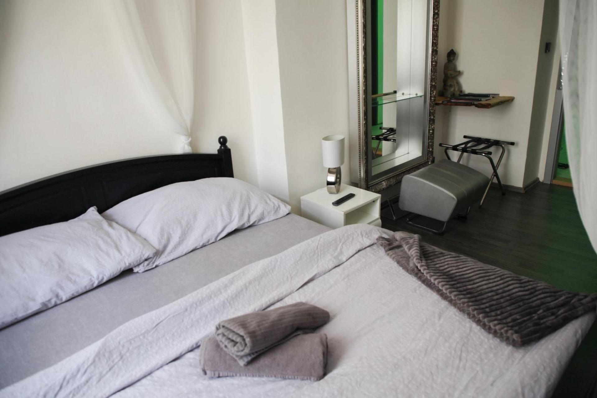 Wake Up Wellness Hostel Brünn  Kültér fotó