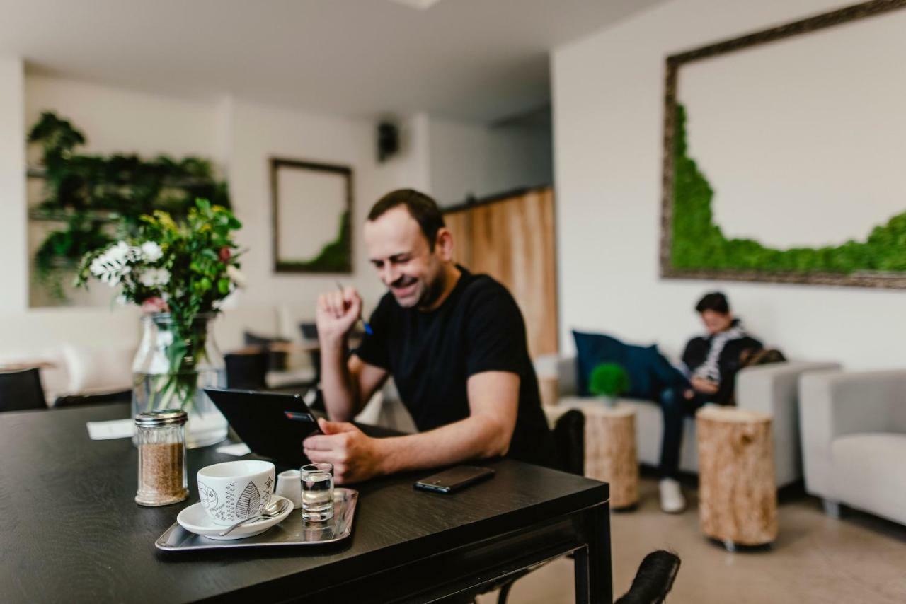 Wake Up Wellness Hostel Brünn  Kültér fotó