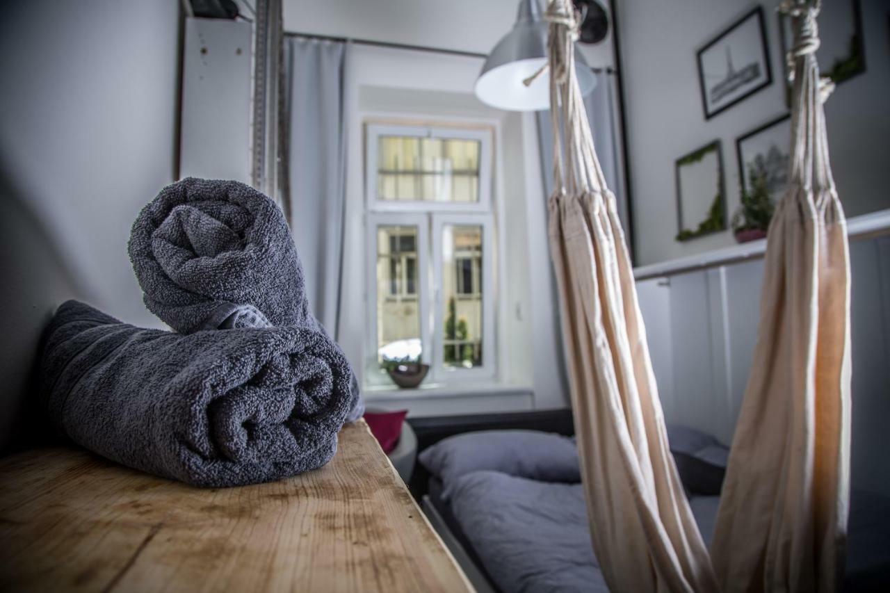Wake Up Wellness Hostel Brünn  Kültér fotó